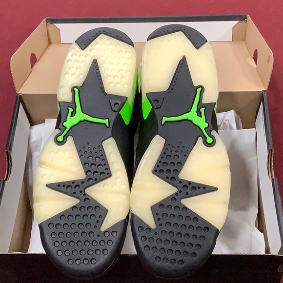 Air Jordan 6 Youth - Picture 5 of 6